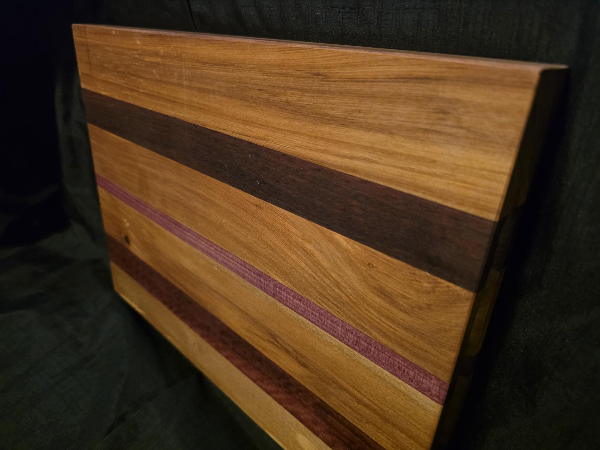 Standard chopping board