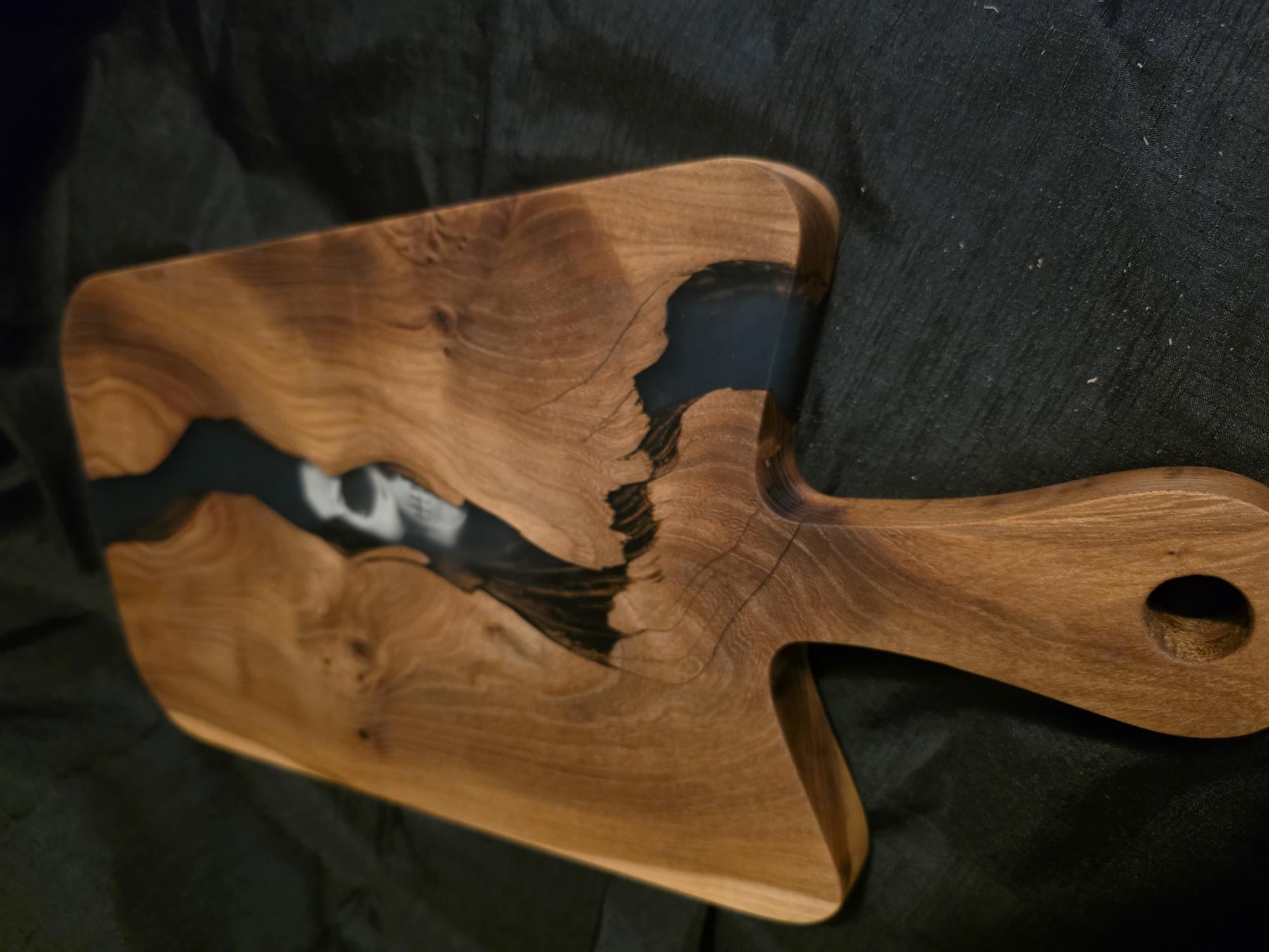 Resin platter